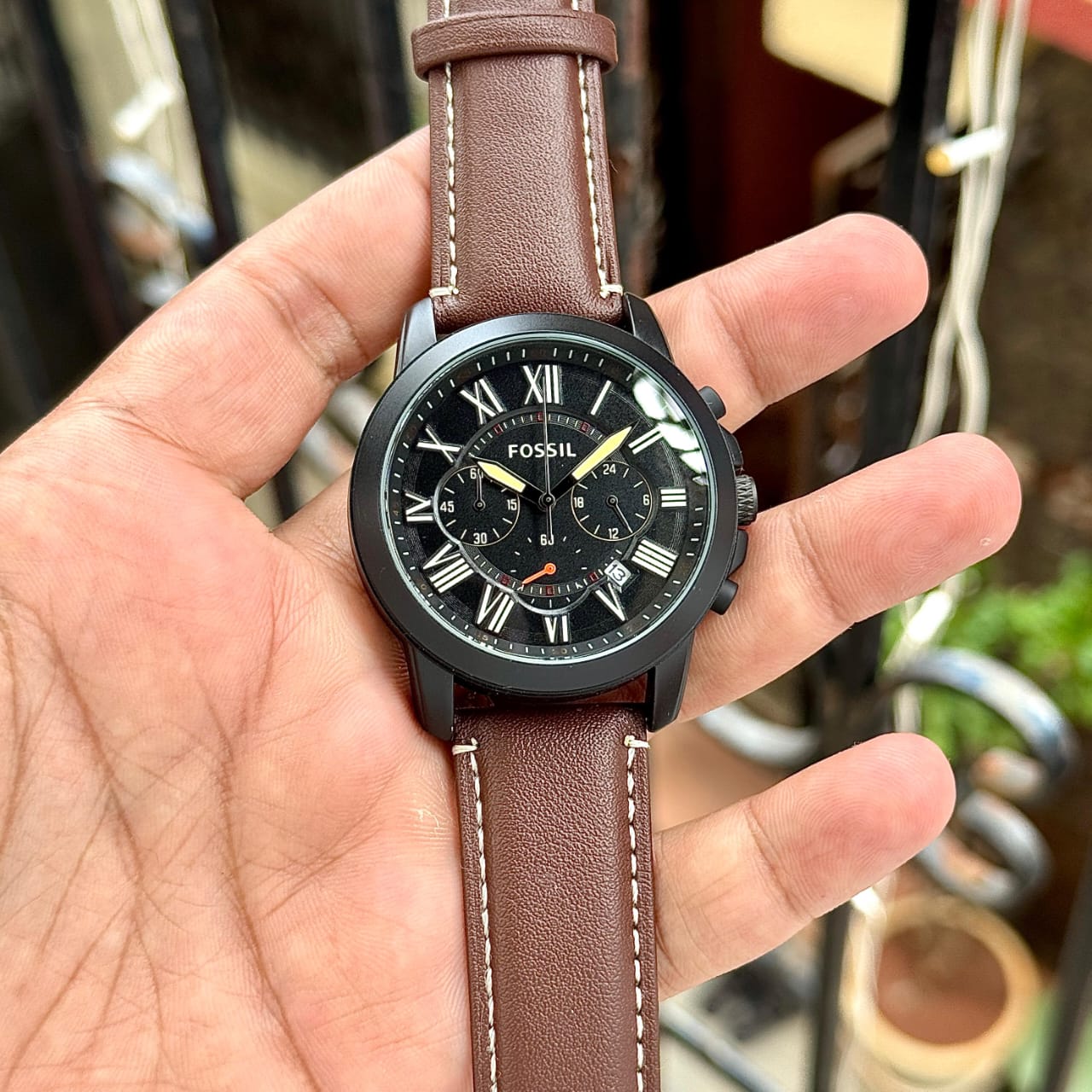 FOSSIL GRANT FS5241 – CLASSIC ROMAN STYLE WITH A MODERN TWIST